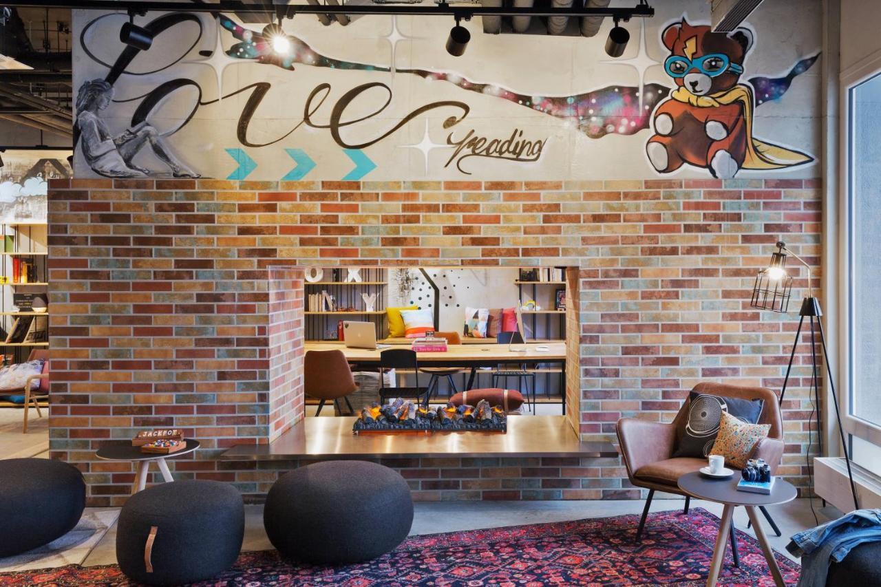 Moxy Berlin Humboldthain Park Екстер'єр фото